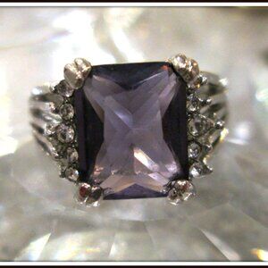Alexandrite princes cut 4C gemstone ladies beautiful ring size 7